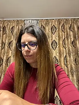 NadiraNoor online show from 11, 9, 2025