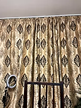 NadiraNoor online show from 6, 10, 2025