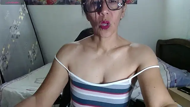 Snapshot of horny_paty chatting on 21, 6, 2026 horny paty online show from 21, 6, 2026