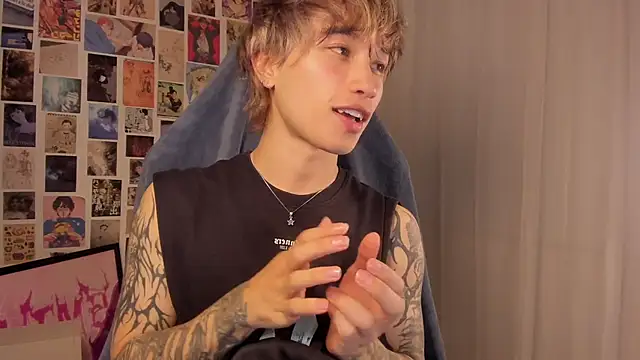 Snapshot of liamelf chatting on 5, 6, 2026 liamelf online show from 5, 6, 2026