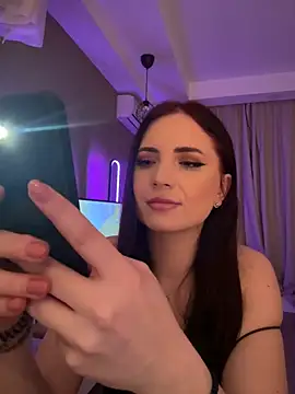 AvaGianna online show from 30, 1, 2025