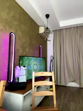 AvaGianna online show from 13, 11, 2025