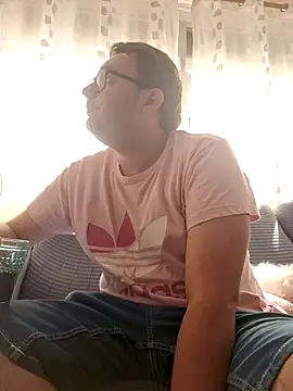 Snapshot of Javier_bear chatting on 22, 9, 2025 Javier bear online show from 22, 9, 2025