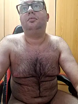 Snapshot of Javier_bear chatting on 19, 10, 2025 Javier bear online show from 19, 10, 2025