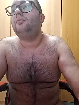 Snapshot of Javier_bear chatting on 24, 10, 2025 Javier bear online show from 24, 10, 2025