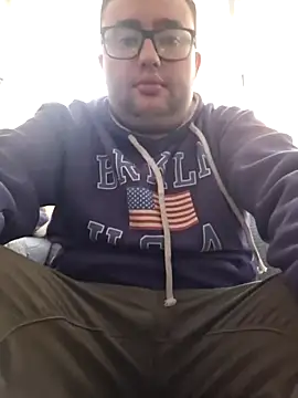 Snapshot of Javier_bear chatting on 27, 11, 2025 Javier bear online show from 27, 11, 2025