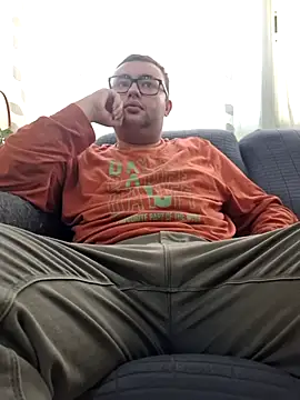 Snapshot of Javier_bear chatting on 2, 12, 2025 Javier bear online show from 2, 12, 2025