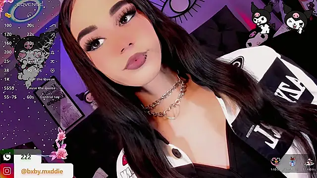 kimMaddiee online show from 1, 10, 2025