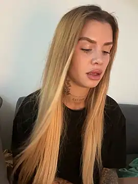 EmiliaCatalina online show from 15, 1, 2026