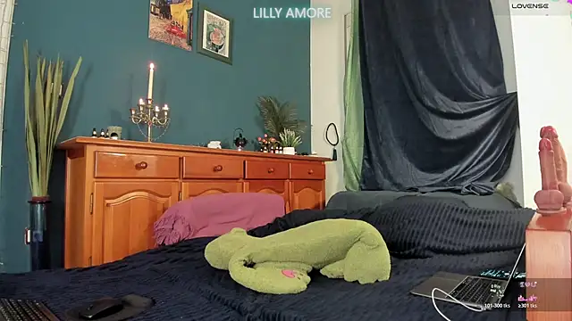 Snapshot of LillyAmore chatting on 23, 5, 2026 LillyAmore online show from 23, 5, 2026