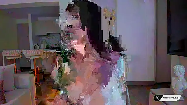 Snapshot of missmegann chatting on 23, 10, 2025 missmegann online show from 23, 10, 2025