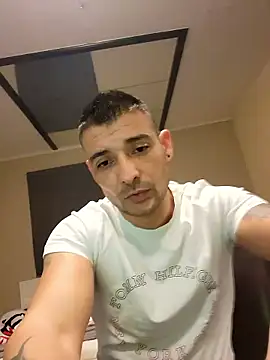 Snapshot of Zoltanioan26 chatting on 19, 1, 2026 Zoltanioan26 online show from 19, 1, 2026