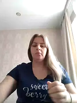 Lady nice cat online show from 5, 2, 2025