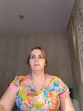 Lady nice cat online show from 10, 2, 2025