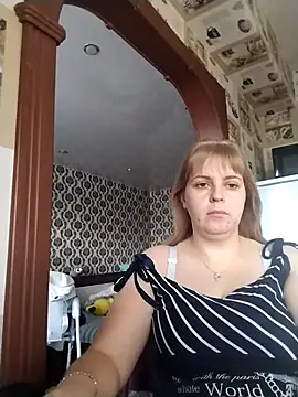 Lady nice cat online show from 18, 9, 2025