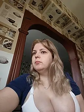 Lady nice cat online show from 22, 7, 2026