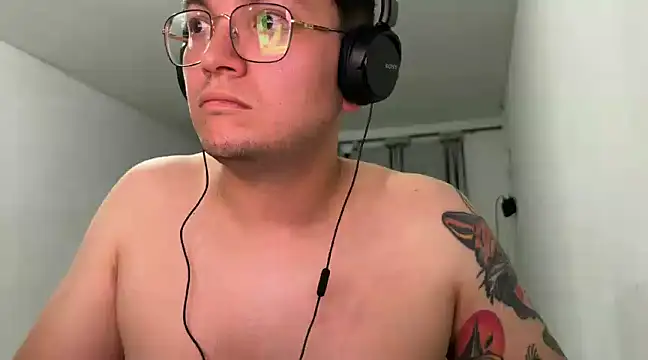 unoxestres online show from 18, 2, 2025