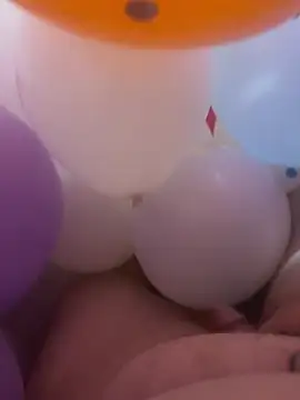 Snapshot of balloonboy67 chatting on 17, 7, 2026 balloonboy67 online show from 17, 7, 2026