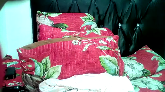 Hotxchickk online show from 21, 12, 2025