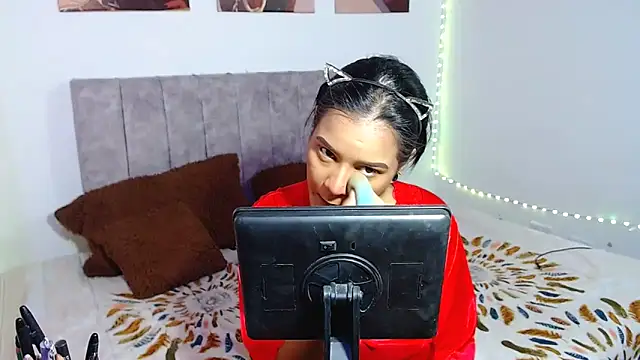 JossieGrey online show from 19, 12, 2024