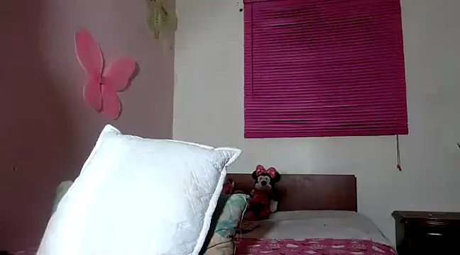 hazisabel online show from 5, 12, 2024