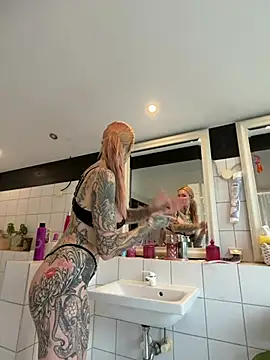 Snapshot of Stella-Kink chatting on 15, 3, 2026 Stella-Kink online show from 15, 3, 2026