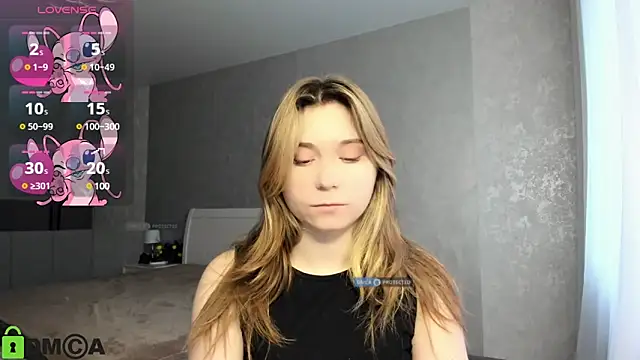 Snapshot of SweetMonicka chatting on 8, 12, 2024 SweetMonicka online show from 8, 12, 2024