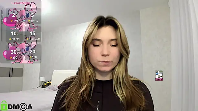 Snapshot of SweetMonicka chatting on 19, 12, 2024 SweetMonicka online show from 19, 12, 2024