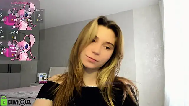 Snapshot of SweetMonicka chatting on 21, 12, 2024 SweetMonicka online show from 21, 12, 2024