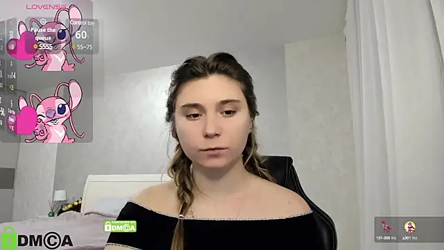 Snapshot of SweetMonicka chatting on 29, 12, 2024 SweetMonicka online show from 29, 12, 2024