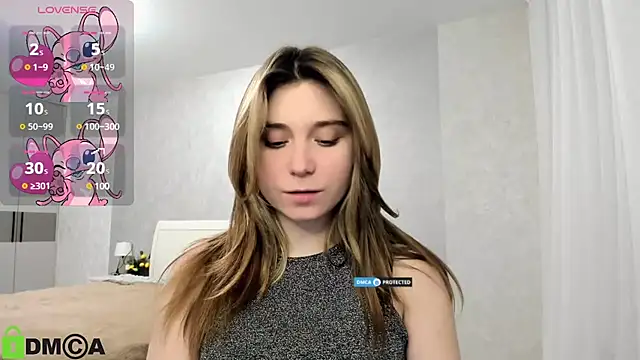 Snapshot of SweetMonicka chatting on 8, 1, 2025 SweetMonicka online show from 8, 1, 2025