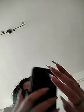 Snapshot of LauraBaby chatting on 20, 3, 2025 LauraBaby online show from 20, 3, 2025