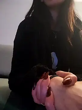 LauraBaby online show from 14, 11, 2025