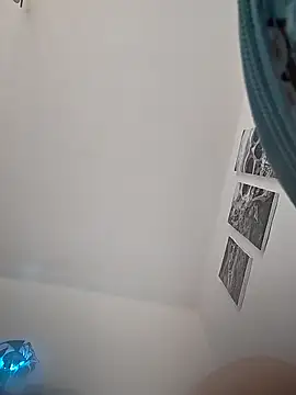 LauraBaby online show from 28, 3, 2026