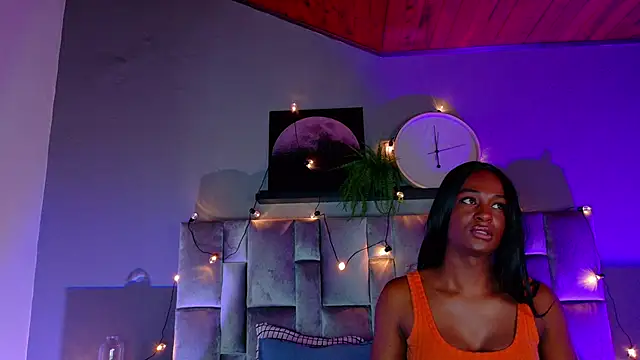 Snapshot of nahomi_campbell chatting on 16, 9, 2025 nahomi campbell online show from 16, 9, 2025