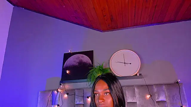 Snapshot of nahomi_campbell chatting on 23, 10, 2025 nahomi campbell online show from 23, 10, 2025