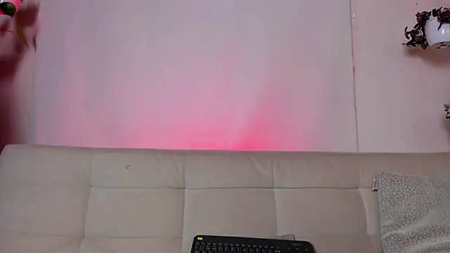 Snapshot of roselinedior chatting on 29, 1, 2025 roselinedior online show from 29, 1, 2025