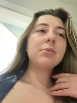 Snapshot of curvyflawless chatting on 14, 1, 2025 curvyflawless online show from 14, 1, 2025