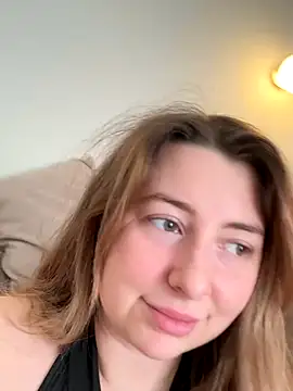 Snapshot of curvyflawless chatting on 29, 11, 2025 curvyflawless online show from 29, 11, 2025