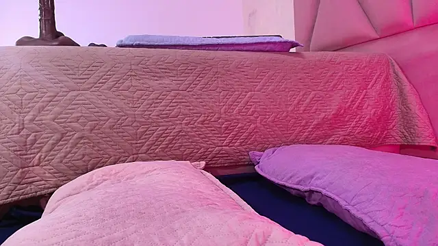 arl chloee online show from 9, 9, 2025