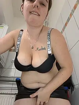 Snapshot of Jassiundich2 chatting on 6, 1, 2026 Jassiundich2 online show from 6, 1, 2026