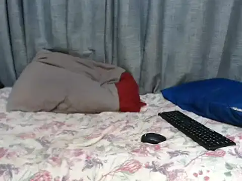 Snapshot of SexyCurvaceousxx chatting on 5, 12, 2024 SexyCurvaceousxx online show from 5, 12, 2024