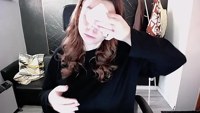 littleviki7 online show from 18, 11, 2025