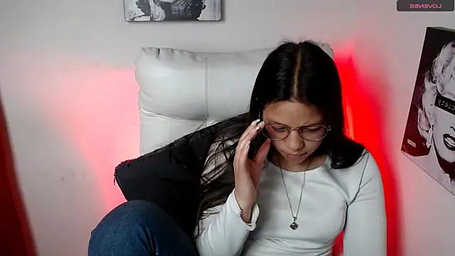 SamanthaRoldaan online show from 28, 1, 2025