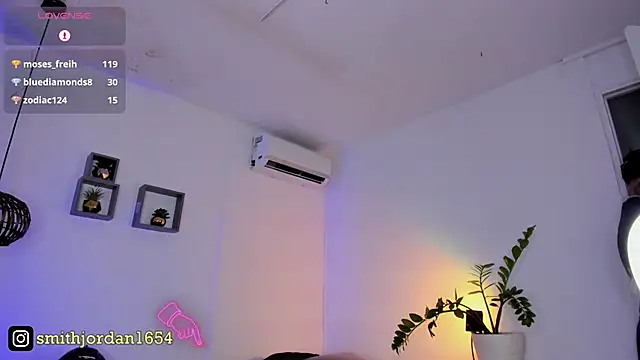 JordanSmiith  online show from 8, 3, 2025