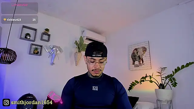 JordanSmiith  online show from 17, 3, 2025