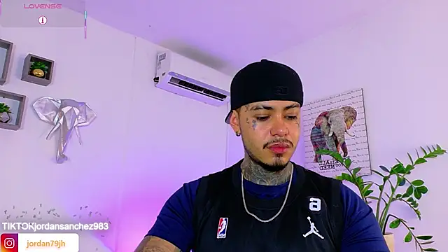 JordanSmiith  online show from 20, 5, 2026