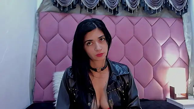 Snapshot of Linisprincehot69 chatting on 15, 2, 2025 Linisprincehot69 online show from 15, 2, 2025