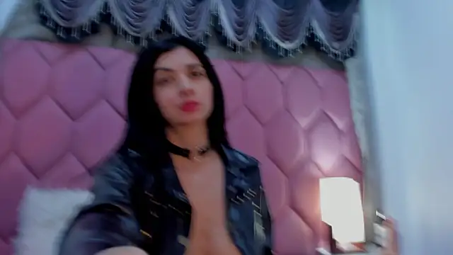 Snapshot of Linisprincehot69 chatting on 15, 2, 2025 Linisprincehot69 online show from 15, 2, 2025