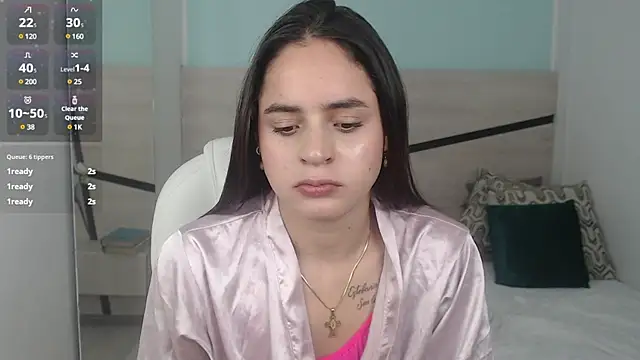 Snapshot of heidy_hoiss chatting on 4, 3, 2025 heidy hoiss online show from 4, 3, 2025